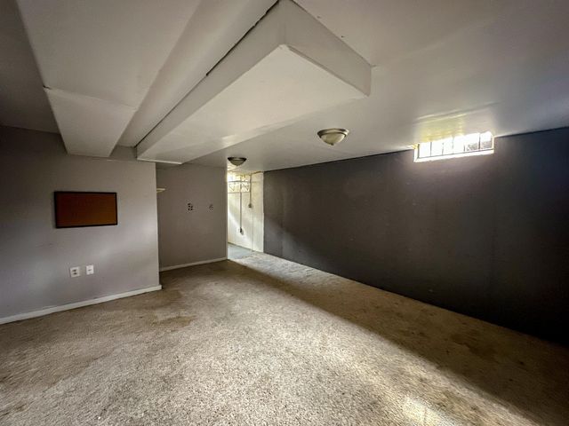 854 Lewis Ave, Salina, KS 67401