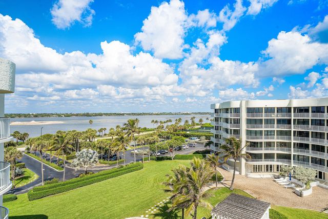 3360 S Ocean Boulevard, Palm Beach, FL 33480