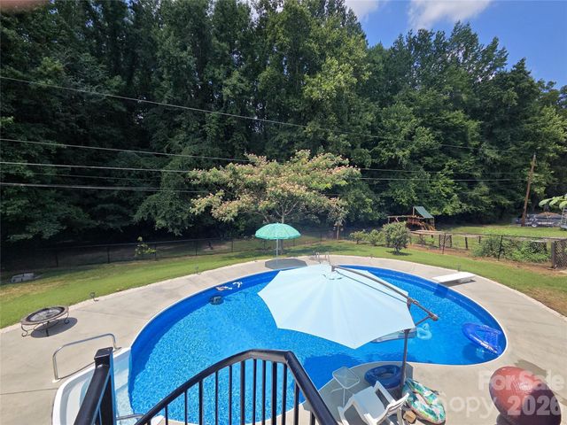 2413 Wedgewood Drive, Salisbury, NC 28146