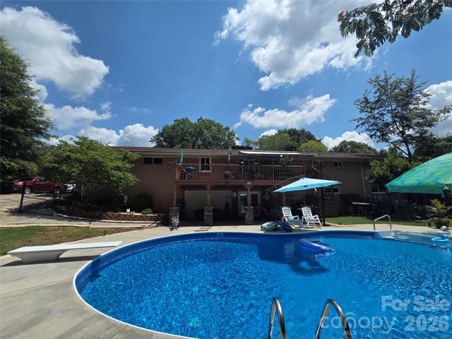 2413 Wedgewood Drive, Salisbury, NC 28146