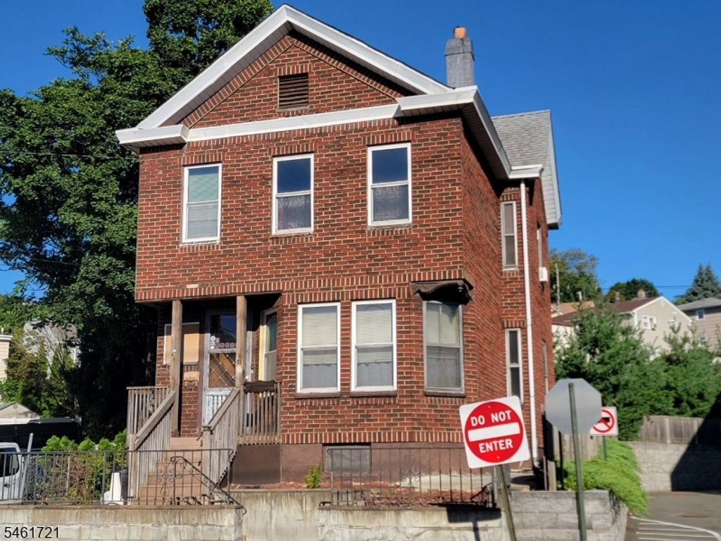 52 Goffle Rd, Hawthorne Boro, NJ 07506 — exterior