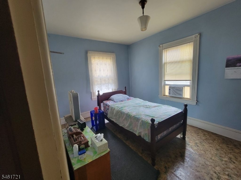 52 Goffle Rd, Hawthorne Boro, NJ 07506 — photo 3