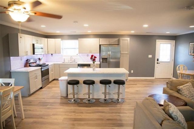 571 Oak Grove Road, Mcdonough, GA 30253