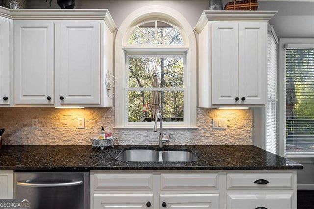 4775 BERKELEY WALK Point, Berkeley Lake, GA 30096