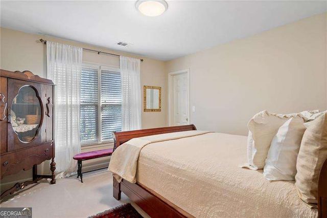 4775 BERKELEY WALK Point, Berkeley Lake, GA 30096