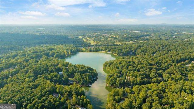 4775 BERKELEY WALK Point, Berkeley Lake, GA 30096