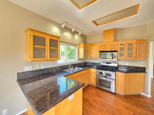 212 Wagon Wheel Drive, Grants Pass, OR 97527