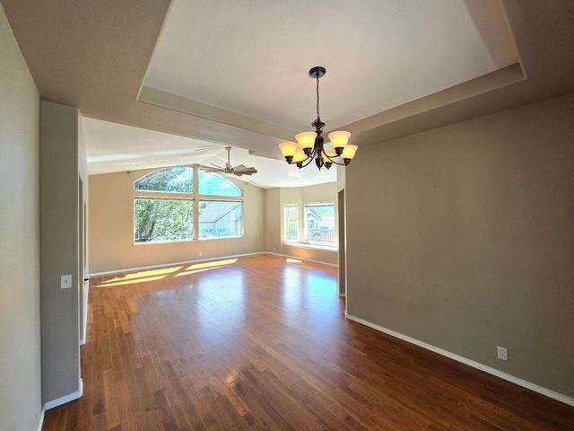 212 Wagon Wheel Drive, Grants Pass, OR 97527