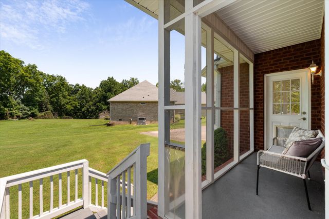 1502 Foxhaven Ct, Mount Juliet, TN 37122