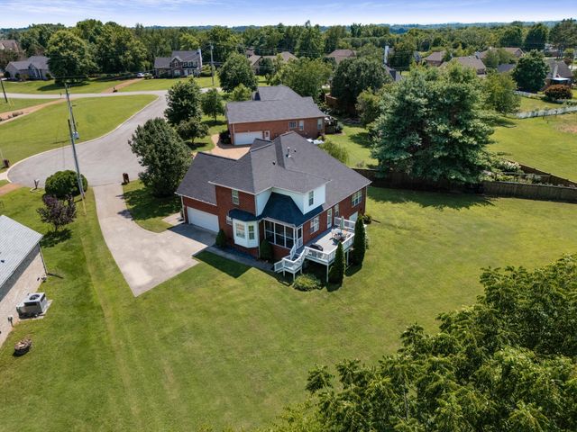 1502 Foxhaven Ct, Mount Juliet, TN 37122