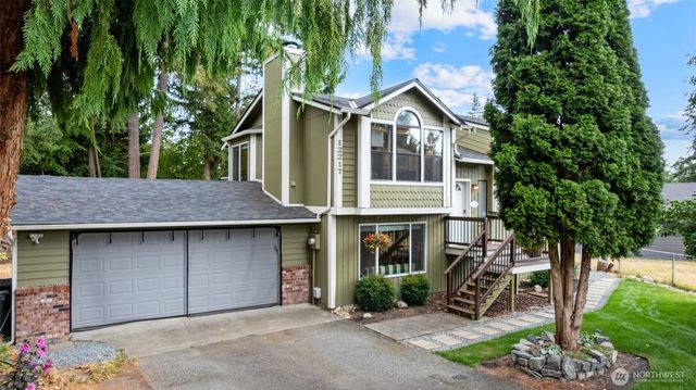 12217 221st Avenue Ct E, Bonney Lake, WA 98391