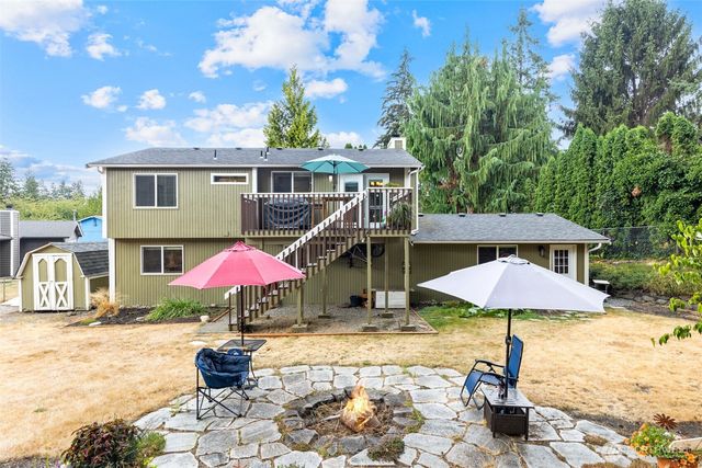 12217 221st Avenue Ct E, Bonney Lake, WA 98391