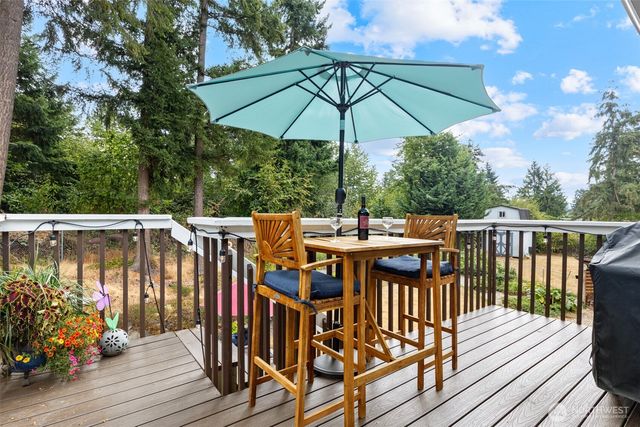 12217 221st Avenue Ct E, Bonney Lake, WA 98391
