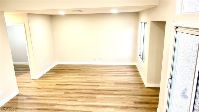 4595 Barnes Court, Las Vegas, NV 89147