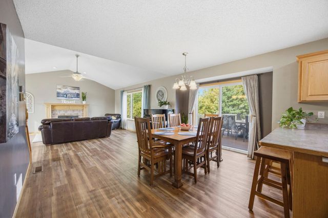 4463 194th Avenue NE, East Bethel, MN 55092