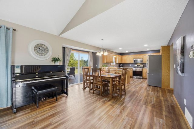 4463 194th Avenue NE, East Bethel, MN 55092