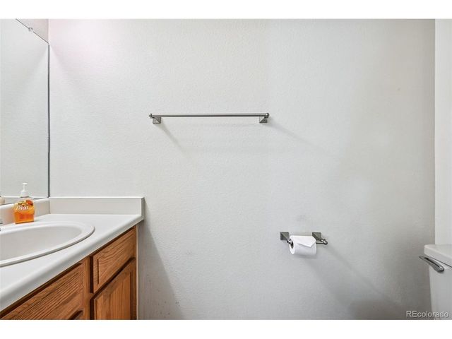 1818 S Quebec Way 2-2, Denver, CO 80231