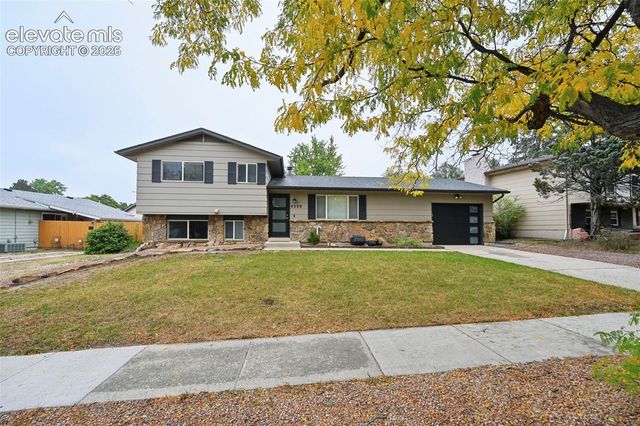 4220 N Nonchalant Circle, Colorado Springs, CO 80917