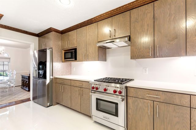 12506 Glenleigh Drive, Houston, TX 77014