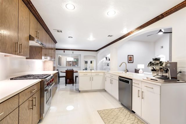 12506 Glenleigh Drive, Houston, TX 77014