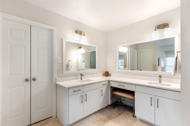 12506 Glenleigh Drive, Houston, TX 77014