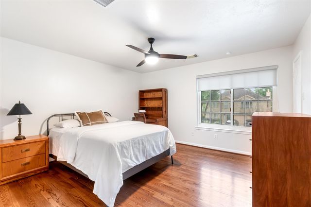 12506 Glenleigh Drive, Houston, TX 77014