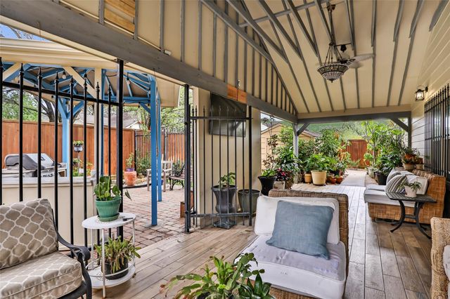 12506 Glenleigh Drive, Houston, TX 77014