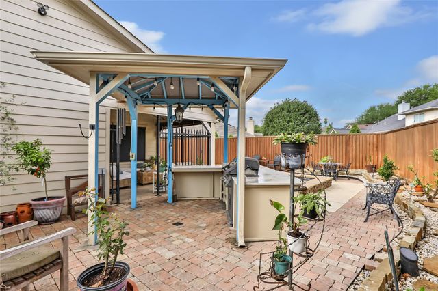 12506 Glenleigh Drive, Houston, TX 77014