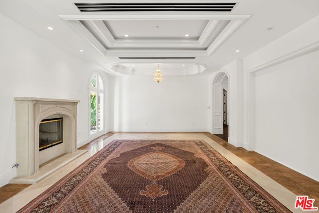 520 N Palm Drive, Beverly Hills, CA 90210