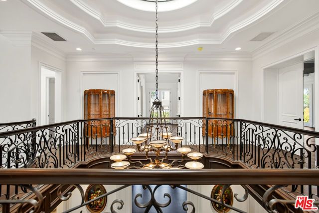 520 N Palm Drive, Beverly Hills, CA 90210