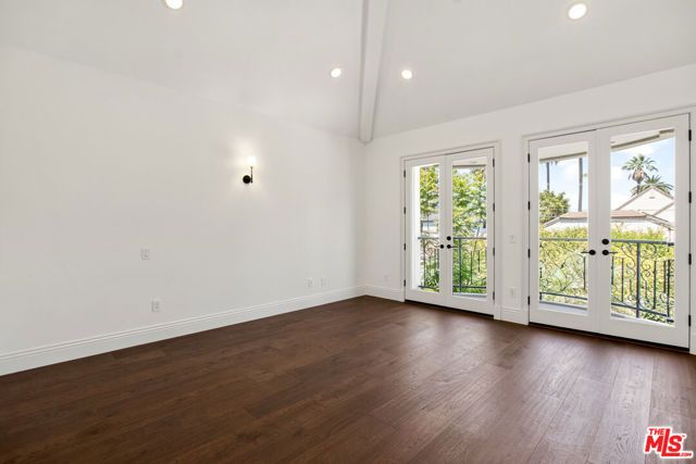 520 N Palm Drive, Beverly Hills, CA 90210