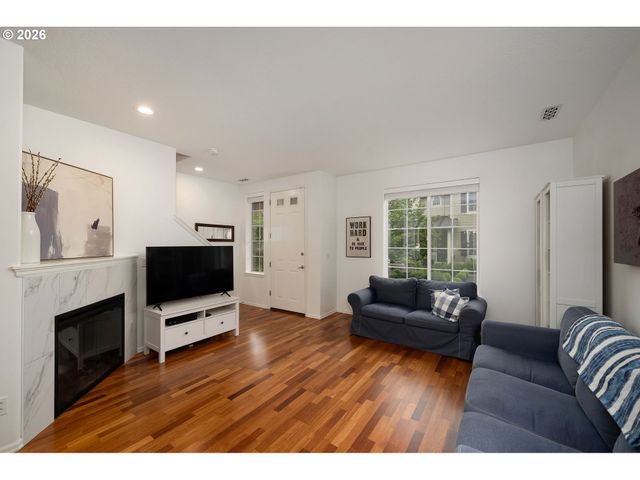 11633 Sw WATERTHRUSH Ter, Beaverton, OR 97007