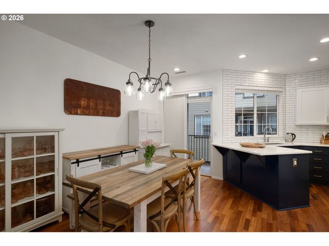 11633 Sw WATERTHRUSH Ter, Beaverton, OR 97007