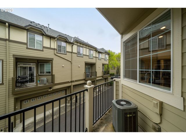 11633 Sw WATERTHRUSH Ter, Beaverton, OR 97007