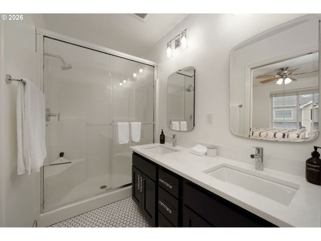 11633 Sw WATERTHRUSH Ter, Beaverton, OR 97007