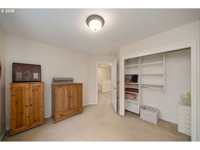 11633 Sw WATERTHRUSH Ter, Beaverton, OR 97007