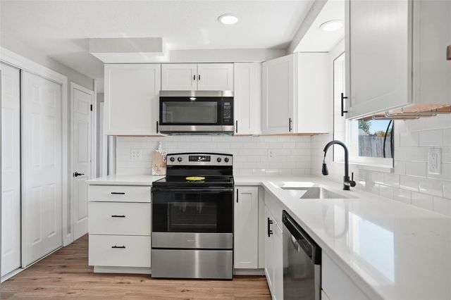 4750 FOOTHILL DRIVE, Holiday, FL 34690