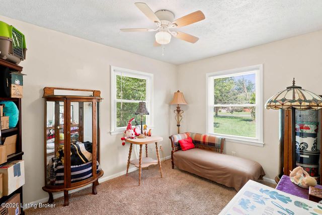 7000 Cochise Ct, Louisville, KY 40258