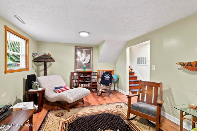 7000 Cochise Ct, Louisville, KY 40258