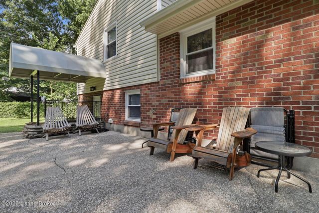 7000 Cochise Ct, Louisville, KY 40258