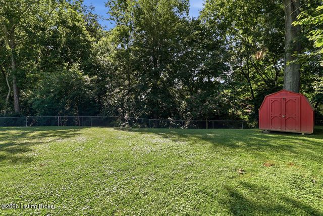 7000 Cochise Ct, Louisville, KY 40258