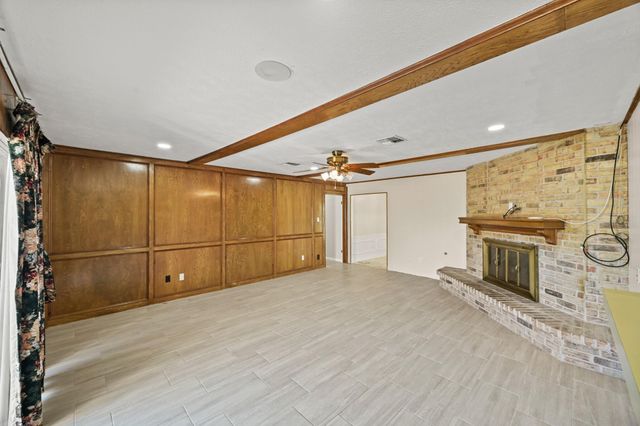 1307 Southern Hills Road, Houston, TX 77339