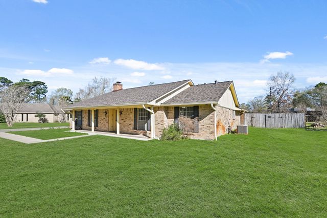 1307 Southern Hills Road, Houston, TX 77339