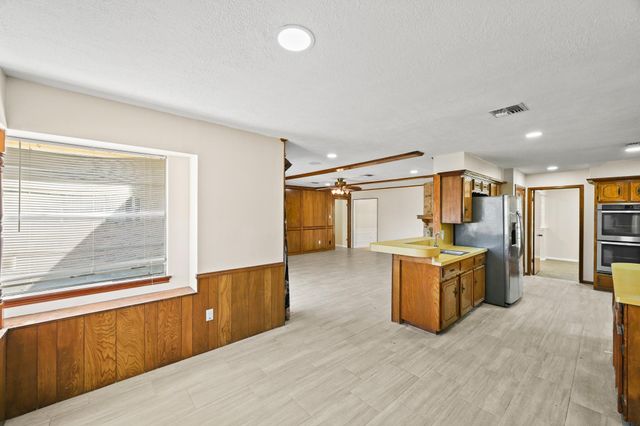 1307 Southern Hills Road, Houston, TX 77339