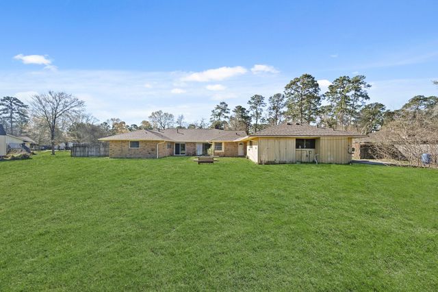 1307 Southern Hills Road, Houston, TX 77339