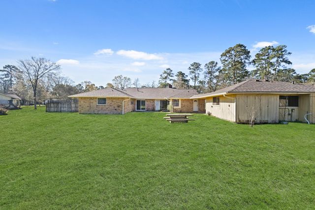 1307 Southern Hills Road, Houston, TX 77339