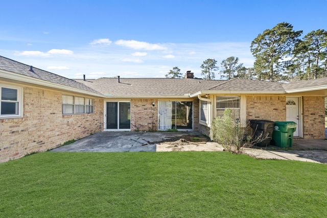 1307 Southern Hills Road, Houston, TX 77339
