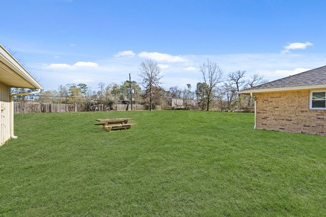 1307 Southern Hills Road, Houston, TX 77339