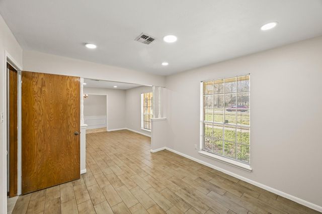 1307 Southern Hills Road, Houston, TX 77339