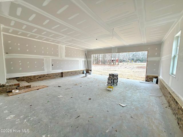 3118 Kelly Road, Kinston, NC 28504